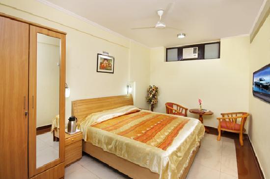 Sun Hotel Haridwār Buitenkant foto